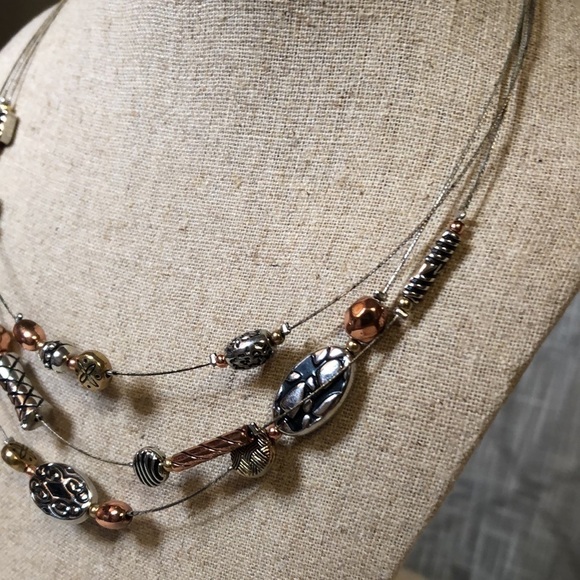 Lia Sophia Necklace - Picture 2 of 6